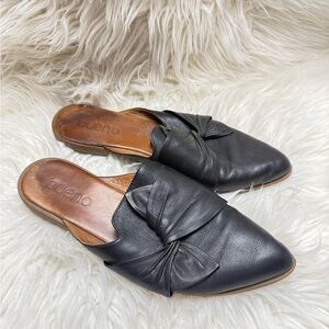 Bueno Women's Black Leather Mules size 40